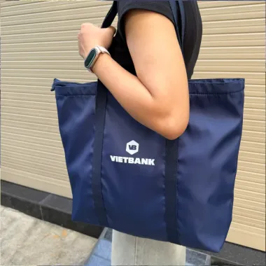 Túi Vải Dù In Logo Theo Yêu Cầu – Túi Đeo Vai Quà Tặng Doanh Nghiệp