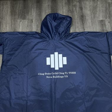 Áo Mưa Doanh Nghiệp Màu Xanh Đậm – Quà Tặng Thương Hiệu In Logo Theo Yêu Cầu