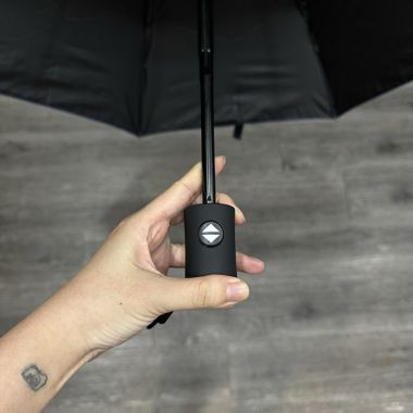 Ô Dù Gấp Gọn Màu Xanh Navy – Tay Cầm Nhựa Đen In Logo Doanh Nghiệp