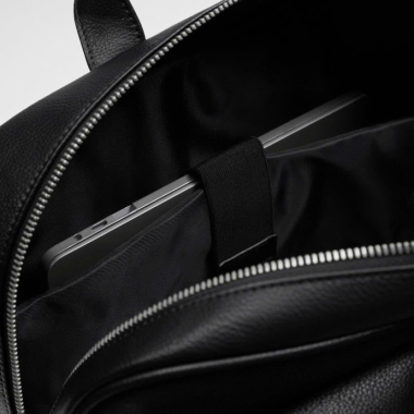 Balo Da Cao Cấp In Logo Theo Yêu Cầu – Thiết Kế Sang Trọng Làm Quà Tặng Doanh Nghiệp