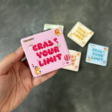 Gương Cầm Tay In Logo Theo Yêu Cầu – Nhỏ Gọn, Giá Tốt