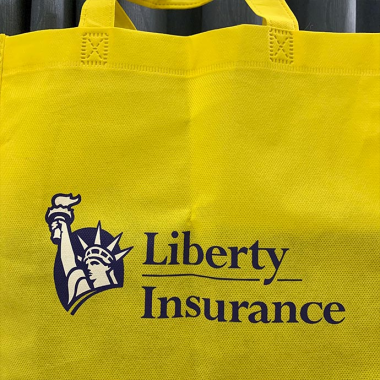 Túi vải không dệt màu vàng in logo theo yêu cầu