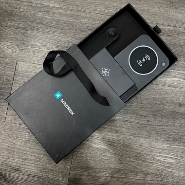 Bộ Quà Tặng Sạc Không Dây In Logo Theo Yêu Cầu - Quà Tặng Công Nghệ Cao Cấp