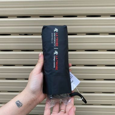 Ô Dù Gấp Gọn Màu Đen – In Logo La Trobe University