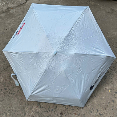 Ô Dù Gấp Gọn Chống Tia UV – Màu Xanh Nhạt Tiện Dụng