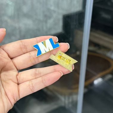 Kim Gài Áo Thiết Kế Theo Yêu Cầu – In Logo, Làm Theo Mẫu | Quà Tặng Nhanh