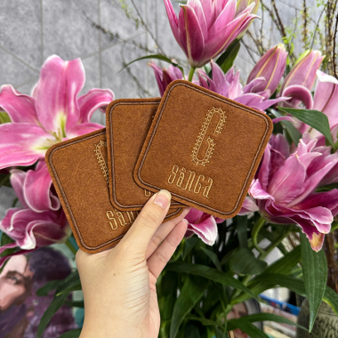 Lót Ly Thêu Theo Yêu Cầu - Quà Tặng Văn Phòng Sang Trọng | Quà Tặng Nhanh