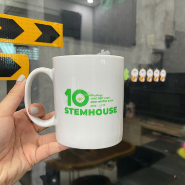 Ly Sứ In Logo Theo Yêu Cầu – Quà Tặng Doanh Nghiệp & Sự Kiện Sang Trọng