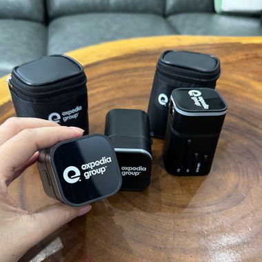 Cục Sạc Chuyển Đổi In Logo Theo Yêu Cầu – Adapter Quà Tặng Giá Rẻ