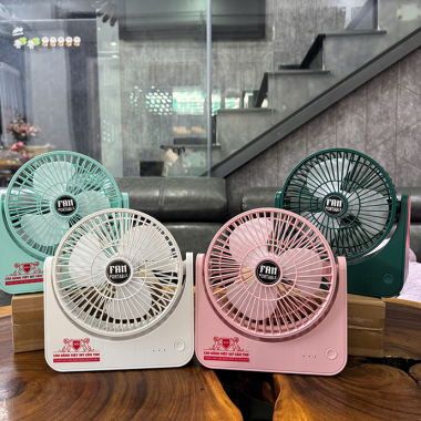 Quạt Mini Để Bàn In Logo – Quà Tặng Doanh Nghiệp Tiện Ích
