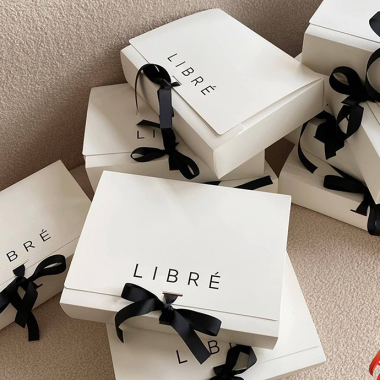 Hộp Giấy Quà Tặng In Theo Yêu Cầu – Đa Dạng Kiểu Dáng, Giá Rẻ