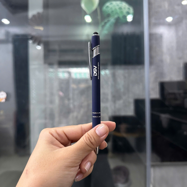 Bút Bi Kim Loại In Logo Theo Yêu Cầu - Sang Trọng & Giá Tốt