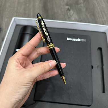 Bộ Quà Tặng Doanh Nghiệp – Bình Nước, Bút Bi, Sổ Tay In Logo