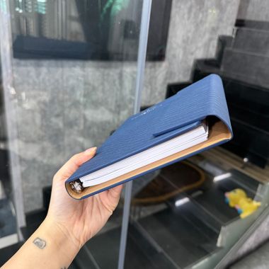 Sổ Bìa Còng Cao Cấp In Logo Theo Yêu Cầu – Quà Tặng Sang Trọng Cho Doanh Nghiệp