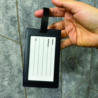Tag Hành Lý Nhựa In Logo – Thẻ Gắn Vali Du Lịch Cao Cấp