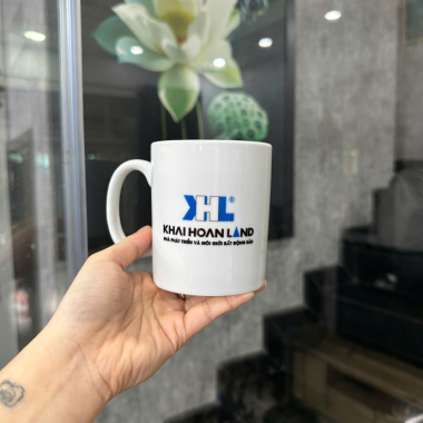 Ly sứ trắng in logo theo yêu cầu làm quà tặng doanh nghiệp