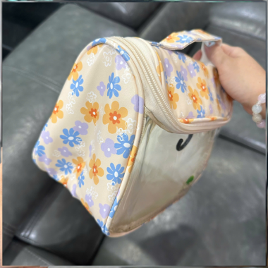 Túi Đựng Mỹ Phẩm Trong Suốt In Logo Cathay Life – Nhiều Màu Dễ Thương, Tiện Dụng Khi Du Lịch