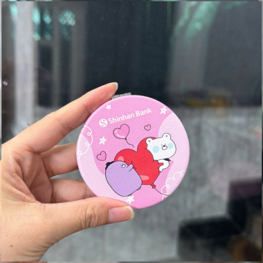 Gương Cầm Tay Mini Dễ Thương – In Hoạt Hình, Quà Tặng Ngân Hàng