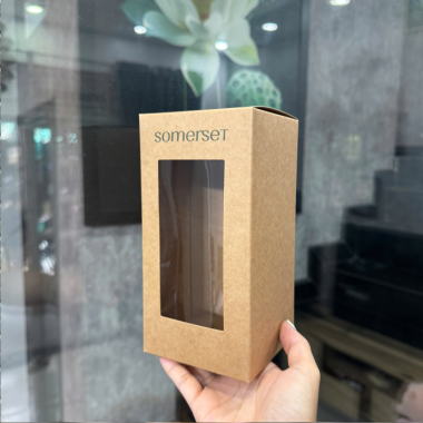 Hộp Giấy Kraft Có Cửa Sổ Trong – Thân Thiện, Tinh Tế, Dễ Tùy Biến