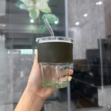 Ly Thủy Tinh Bọc Da – In Logo Theo Yêu Cầu, Quà Tặng Doanh Nghiệp Sang Trọng