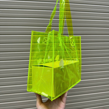 Túi Nhựa Trong Suốt Quai Dài Màu Neon – Nổi Bật, Thời Trang, Dễ Tùy Biến