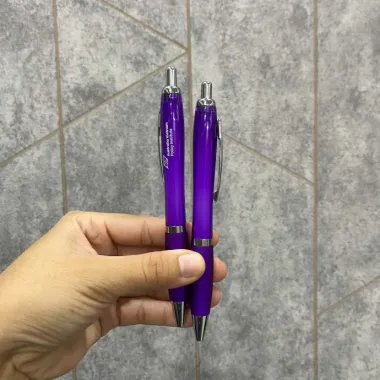 Bút Bi Kim Loại In Logo Theo Yêu Cầu – Quà Tặng Doanh Nghiệp Cao Cấp