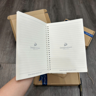 Hộp Quà Tặng Sổ Kèm Bút – In Logo Theo Yêu Cầu, Sang Trọng & Chuyên Nghiệp | Quà Tặng Nhanh