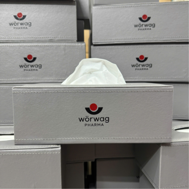 Hộp Khăn Giấy In Logo Theo Yêu Cầu – Quà Tặng Độc Đáo, Giá Tốt