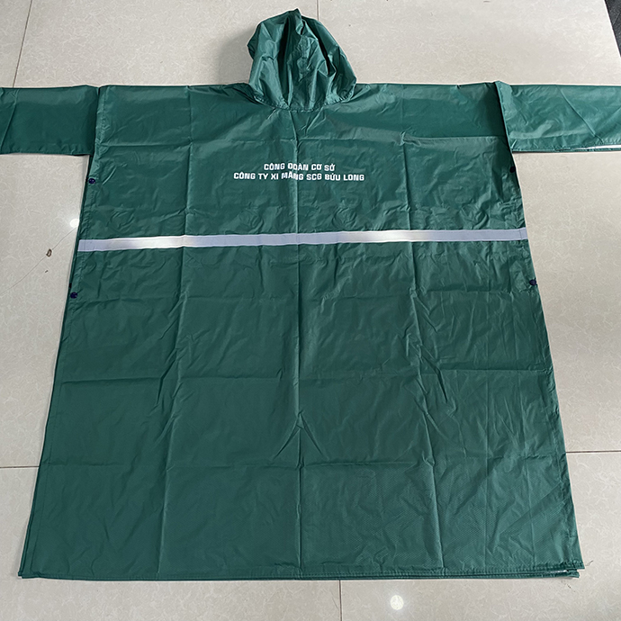 Áo Mưa Doanh Nghiệp Màu Xanh Lá In Logo SCG Bửu Long – Quà Tặng Công Nhân & Nhân Viên Thực Tế