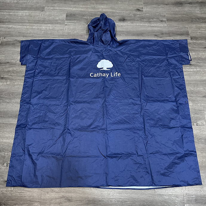 Áo Mưa Quà Tặng Doanh Nghiệp – Màu Xanh Navy Trang Nhã Cao Cấp