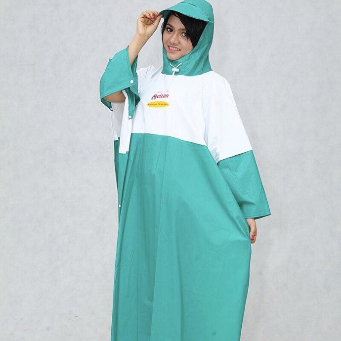 Áo Mưa Bộ Choàng Trùm Đầu Màu Xanh Trắng – Áo Mưa In Theo Yêu Cầu