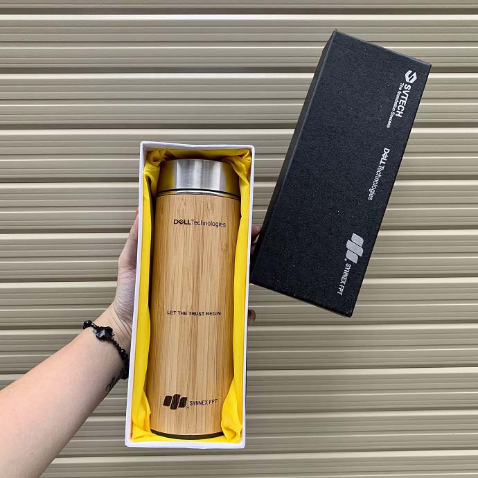 Bình Giữ Nhiệt Vỏ Tre Kèm Hộp Quà – In Logo Theo Yêu Cầu