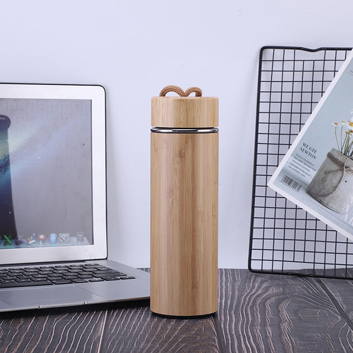 Bình Giữ Nhiệt Ống Tre Có Dây 450ml – Lõi Inox 304 Khắc Logo