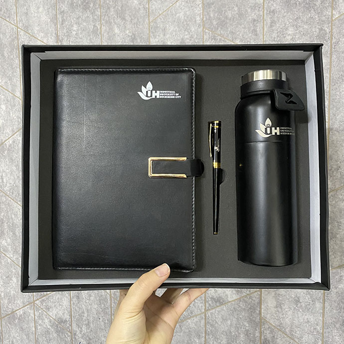 Bộ Quà Tặng Sổ Tay 3 Món Đại Học Công Nghiệp - Quà Tặng Cao Cấp