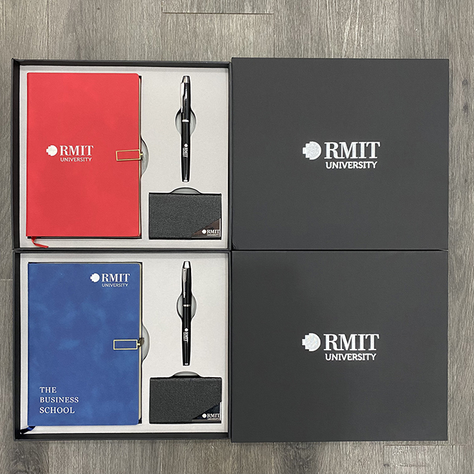Bộ Gift 3 Món In Logo RMIT – Quà Tặng Sang Trọng, Cao Cấp Cho Doanh Nghiệp