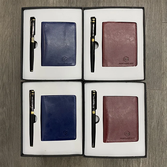 BKL 12 - Bộ Gift Nam Long ADC - Bộ Gift 2 Món Bút Bi - Ví Da PU