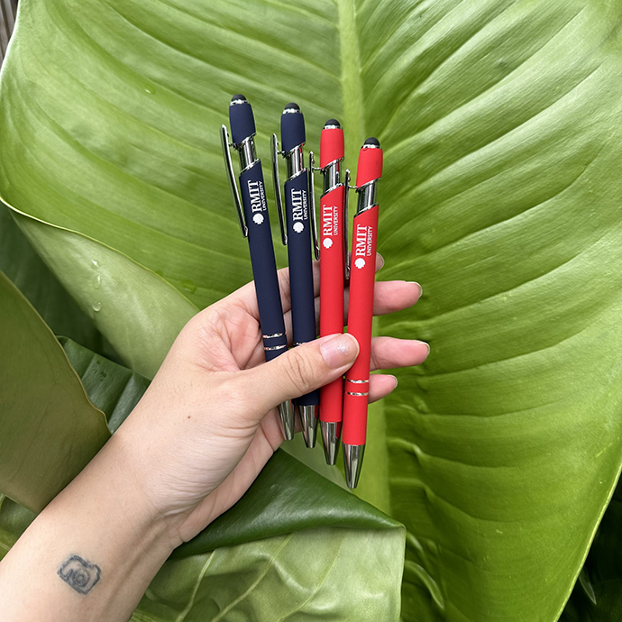 BKL 04 - Bút Kim Loại Đầu Cảm Ứng In Logo Theo Yêu Cầu - Quà Tặng Hiện Đại