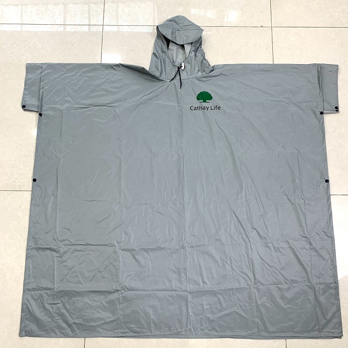Áo Mưa Poncho Màu Xám In Logo Theo Yêu Cầu – Quà Tặng Doanh Nghiệp