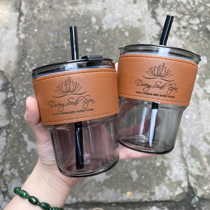 Ly Thủy Tinh Bọc Da In Logo - Quà Tặng Giá Rẻ Theo Yêu Cầu