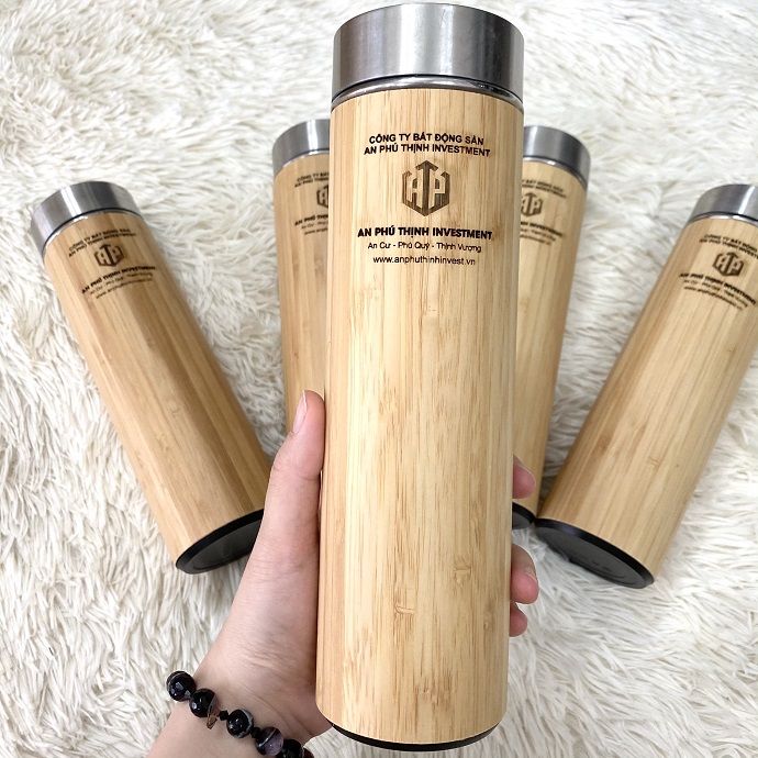 Bình Giữ Nhiệt Gỗ Tre In Logo Theo Yêu Cầu – Quà Tặng Doanh Nghiệp Sang Trọng