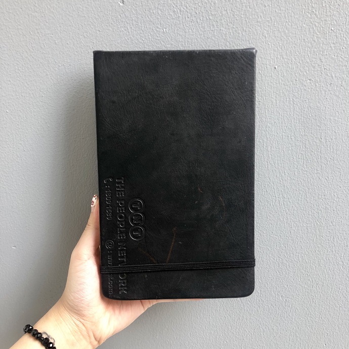 Sổ Da Đen Vintage Dây Thun – Sổ Tay Bìa Da Cao Cấp Phong Cách Cổ Điển