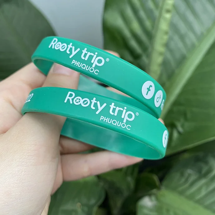 Vòng Tay Silicone In Logo Theo Yêu Cầu – Vòng Cao Su Quảng Cáo