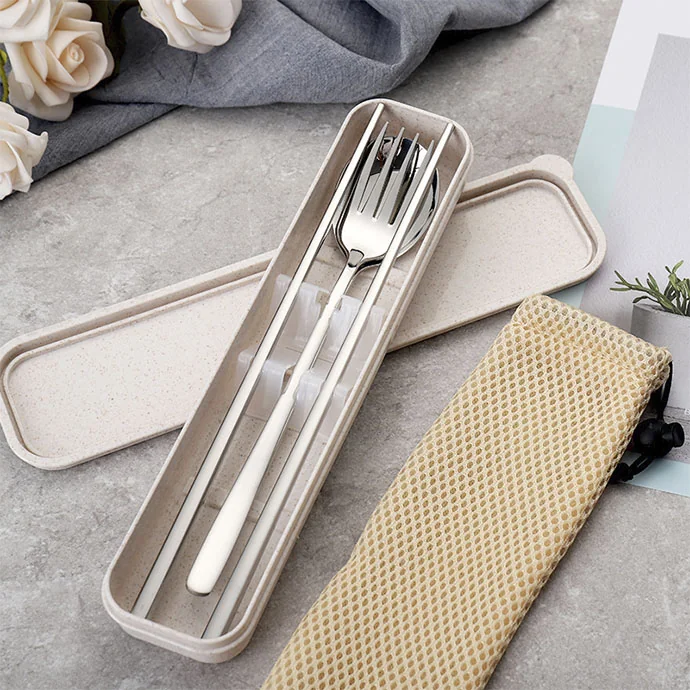 Bộ Muỗng Đũa Nĩa Kèm Hộp Đựng – In Ấn Theo Yêu Cầu