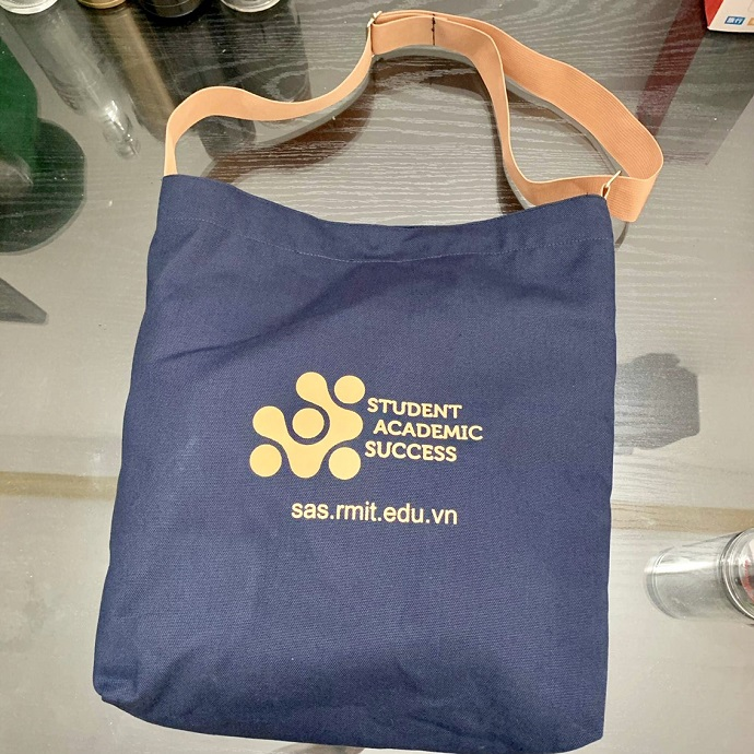 Túi vải canvas xanh đeo chéo in logo theo yêu cầu
