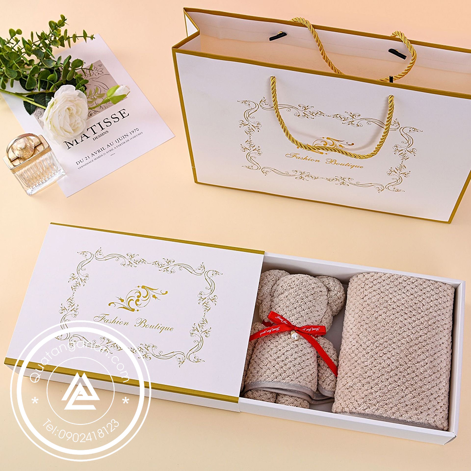 Bộ Quà Tặng 2 Khăn Kèm Hộp Thêu Logo Theo Yêu Cầu – Quà Tặng Sang Trọng, Cao Cấp