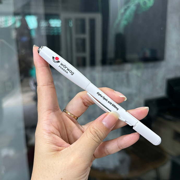 Bút Bi In Logo Theo Yêu Cầu - Sản Xuất Số Lượng Lớn, Giá Tốt