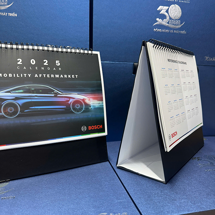 Lịch Để Bàn In Logo Theo Yêu Cầu - Thiết Kế Đẹp, Giá Tốt