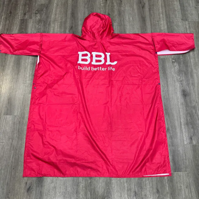Áo Mưa Trùm Người Có Mũ Màu Đỏ Xanh – In Logo BBL Build Better Life