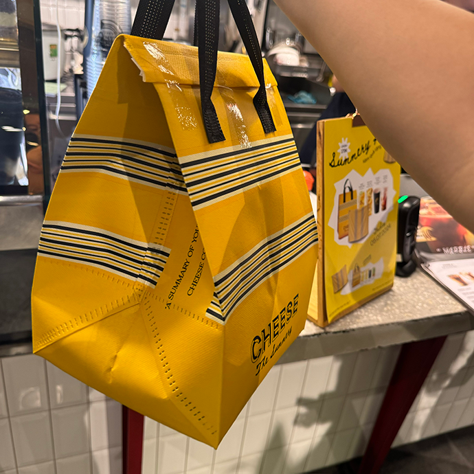 Túi Xốp Bạc Giữ Nhiệt – In Logo Theo Yêu Cầu, Giá Rẻ