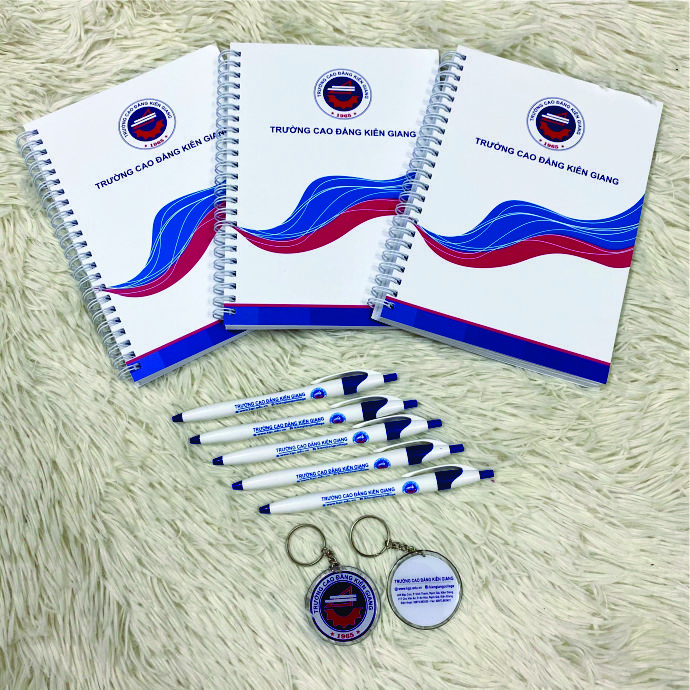 Bộ Sổ Tay – Bút – Móc Khóa Quà Tặng In Thương Hiệu Theo Yêu Cầu